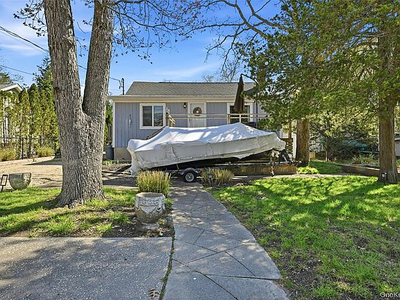 2nd image of 46 Beach Road