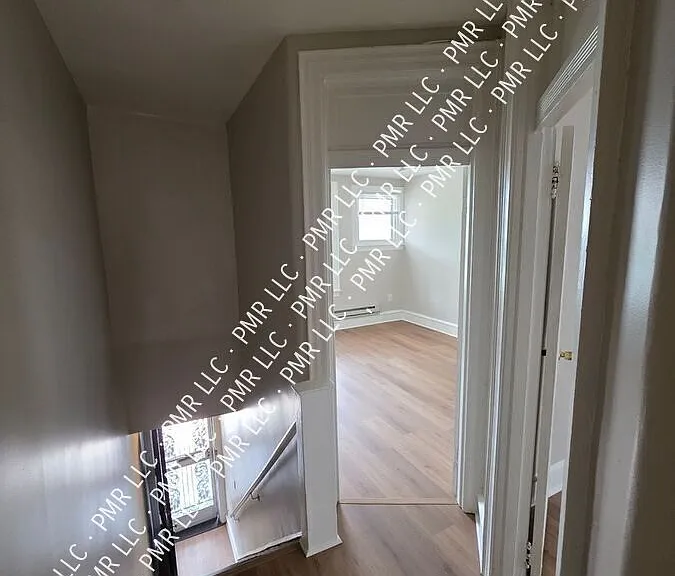 5820 Lansdowne Ave #2 — Photo 9