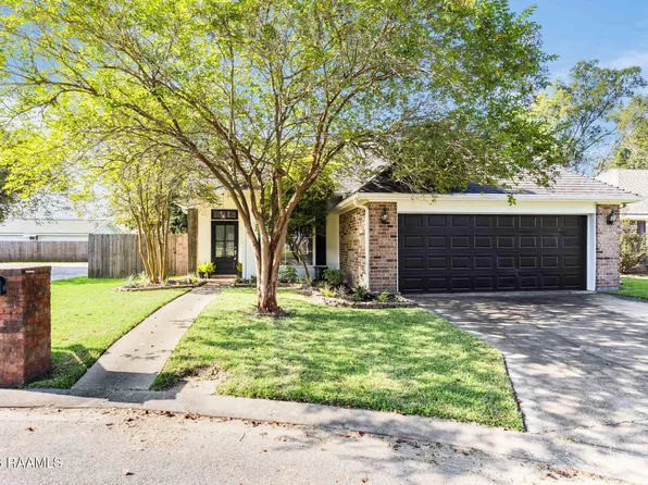514 Pear Tree Cir, Broussard, LA 70518