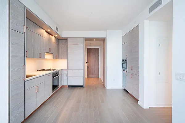 Rented by BP Real Estate Advisors | media 1