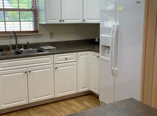 640 Clearview Dr, Columbia, MS 39429