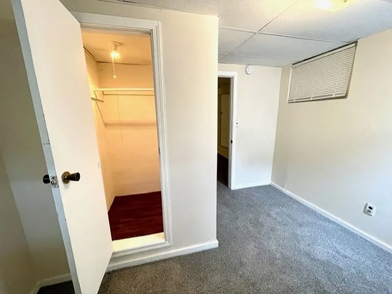 1203 E Walnut St #D — Photo 20