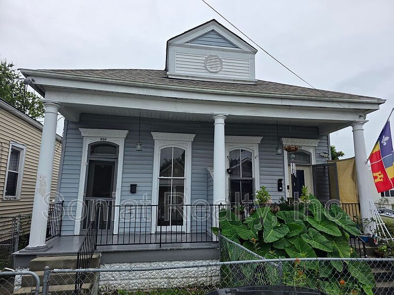 1st image of 620 S Cortez St