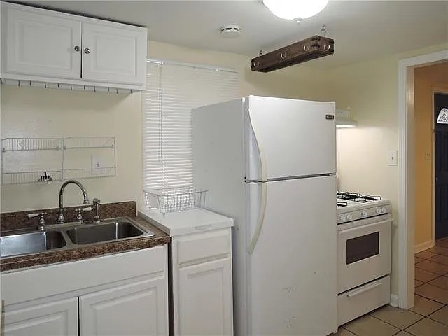 7204 Hickory St #A — Photo 8