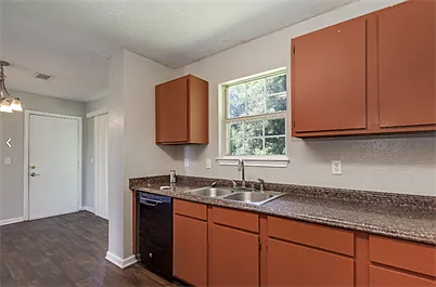1180 Acorn Dr — Photo 14