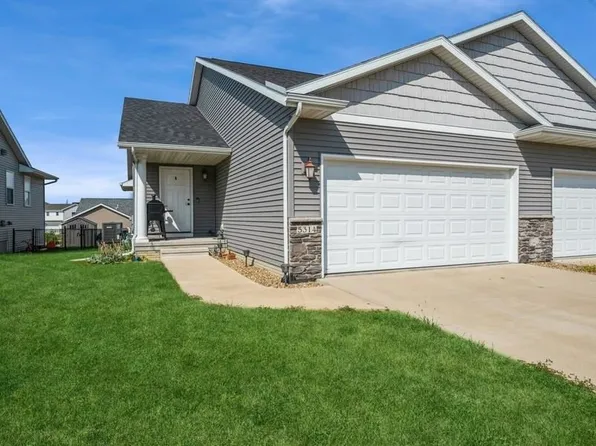 5314 Dostal Dr SW, Cedar Rapids, IA 52404