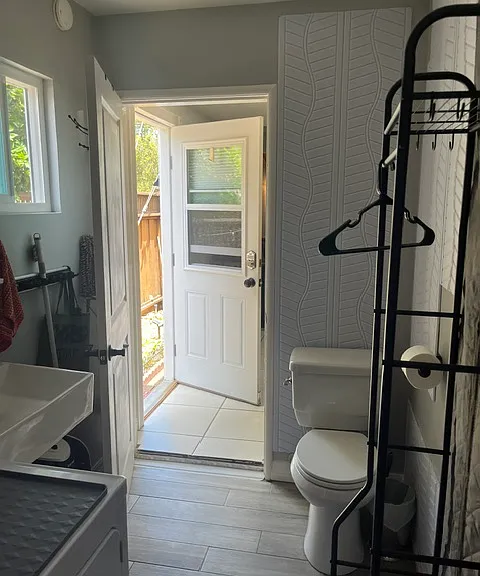 640 W K St #640 — Photo 21