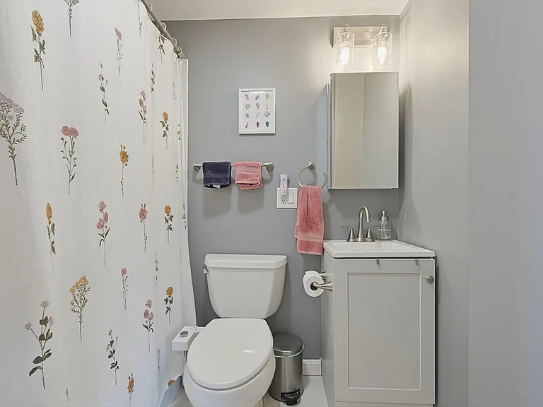 11 Hillcrest Ave #1 — Photo 6