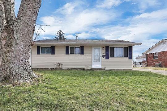 2nd image of 133 Indianhead Dr