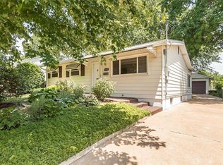 11077 Gertrude Ave, Saint Ann, MO 63074