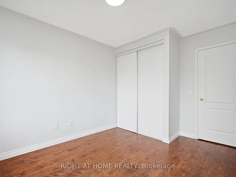 2349 Strawfield Ct — Photo 20