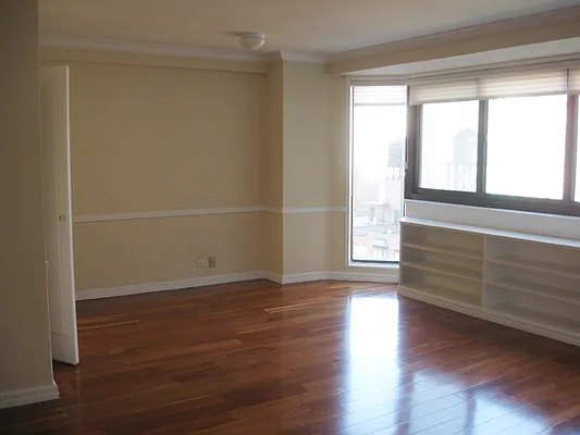 Rented by Sotheby's International Realty | media 16