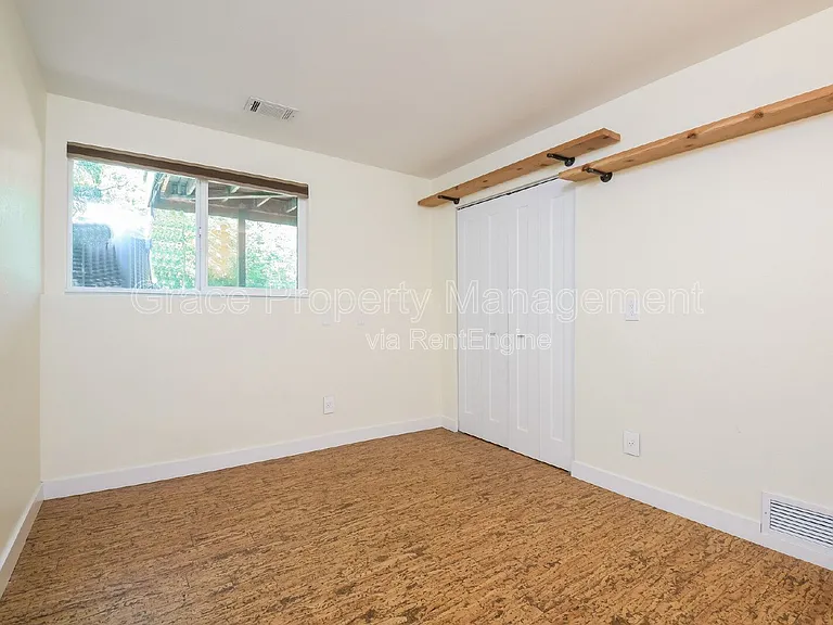 4608 Greenbriar Ct — Photo 17