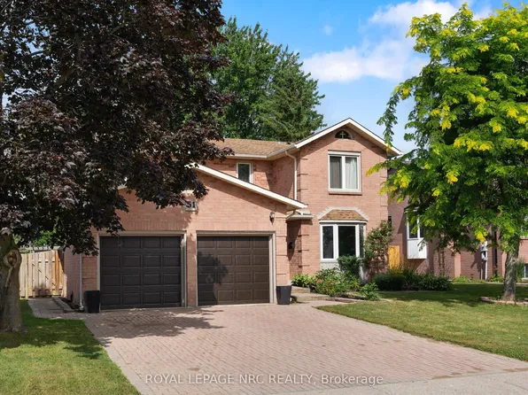 51 Briarsdale Cres, Welland, ON L3C 6S7