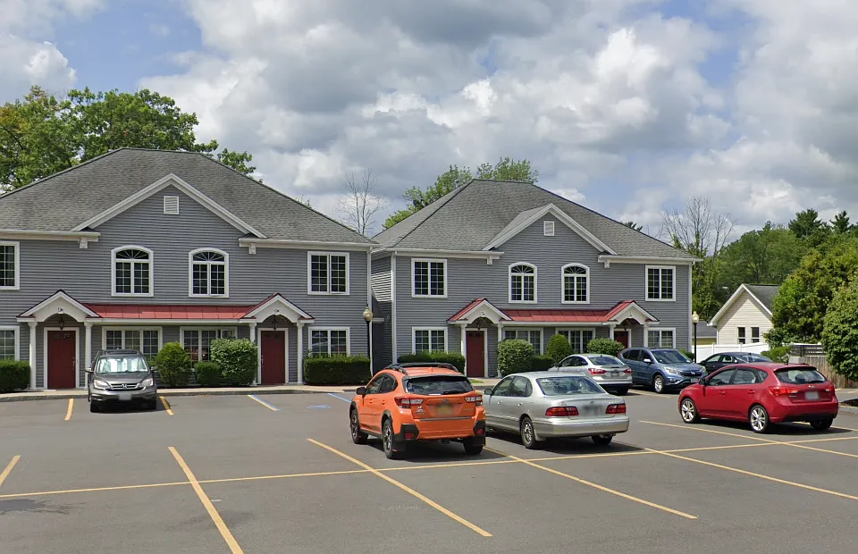 7 Elm Ave