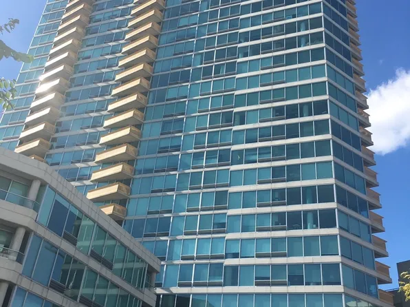 1720 Maple Ave APT 610, Evanston, IL 60201