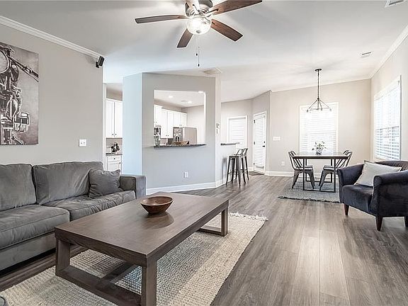 2nd image of 81 Roundtree Ct