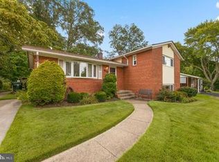 7405 Sweetbriar Dr, College Park, MD