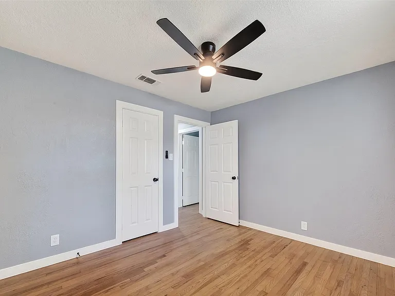 4727 Arvilla Ln — Photo 34