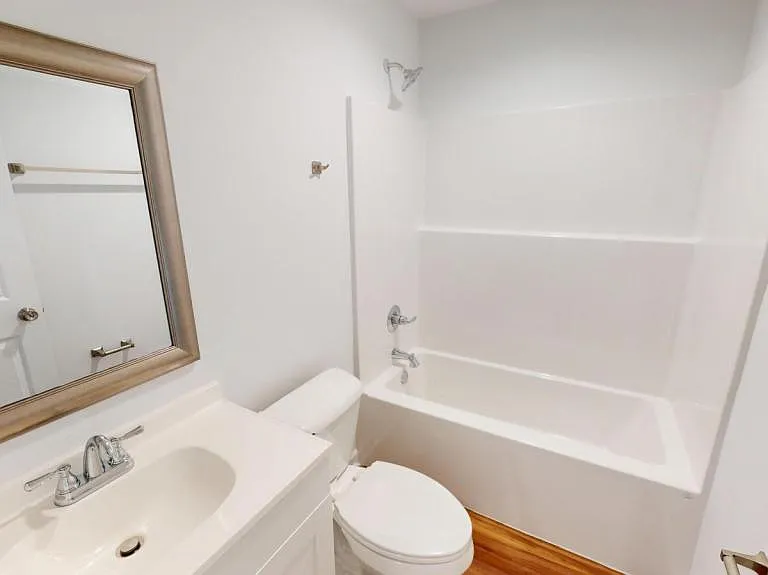203 Charleston Dr — Photo 15