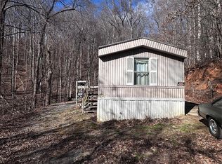 224 Riddle Rd, Swannanoa, NC 28778