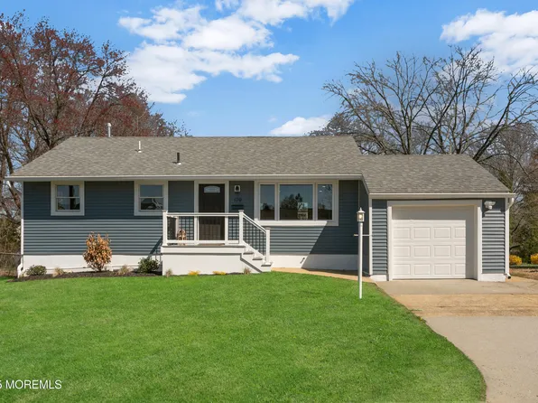 179 Bayview Avenue, Belford, NJ 07718