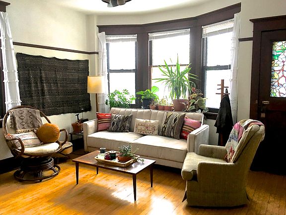 4th image of 2520 N Pierce St APT 3