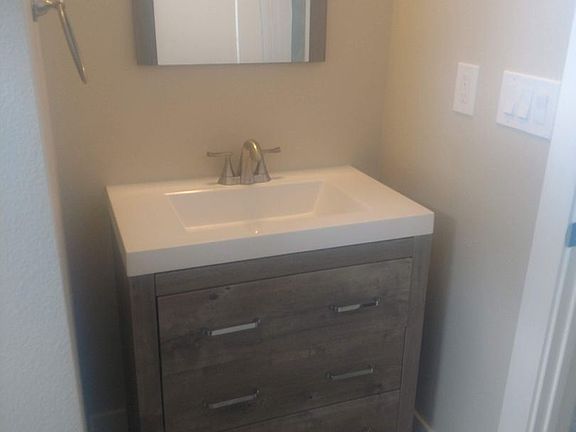 4th image of 1422 Marquette St #3