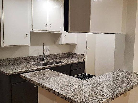 3rd image of 4675 N Bellflower Blvd