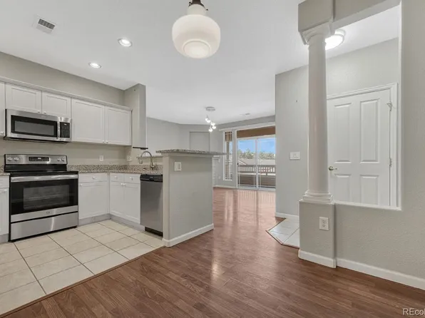 9568 W San Juan Circle #203, Littleton, CO 80128