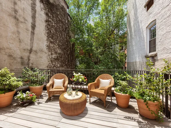 164 East 91st Street image 12 of 13