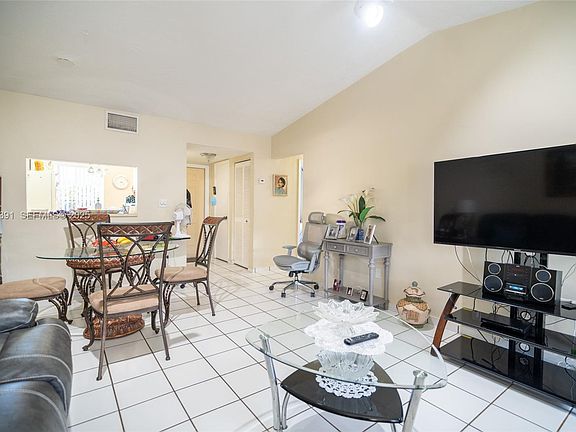 5th image of 11310 SW 122nd Pl #11310