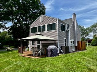 12 Elm Ave, Westbrook, CT 06498