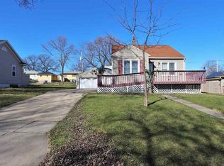 614 Hanna Blvd, Waterloo, IA 50701