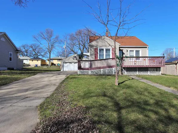 614 Hanna Blvd, Waterloo, IA 50701