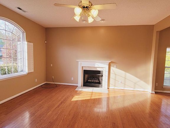 Open concept living room & dining room