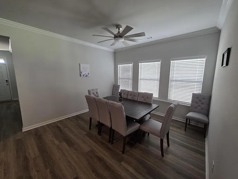 352 Castlepath Dr SW — Photo 17