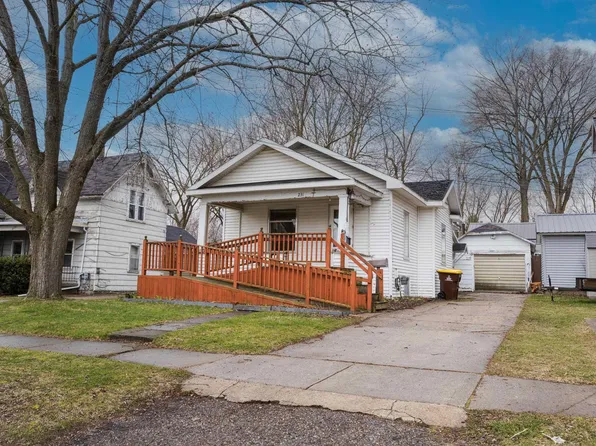 231 N Lincoln Ave, Alma, MI 48801