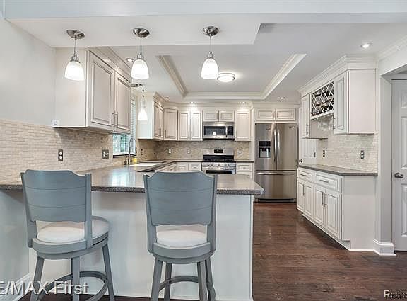3rd image of 4332 Hampton Blvd