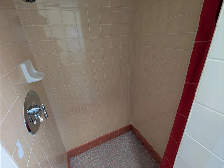 582 N Sunnyslope Ave — Photo 23