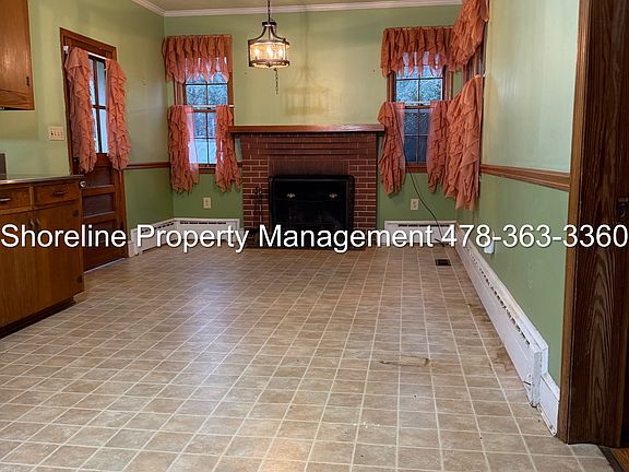 3rd image of 155 Lingold Rd NW