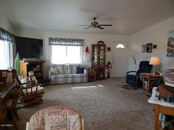 3rd image of 3908 N Santa Cruz Dr