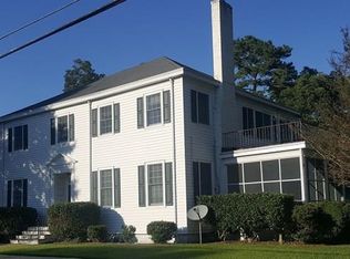 404 S King St, Windsor, NC 27983