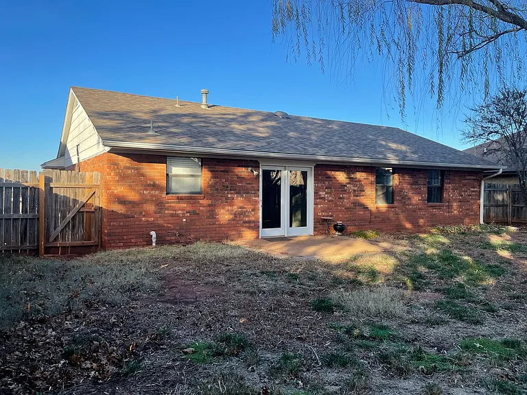 1003 E Dell Ave — Photo 8