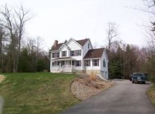 4 Shannon Dr, Nottingham, NH 03290