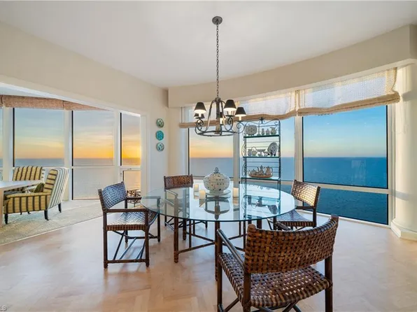 4601 Gulf Shore BLVD N #PH-3, NAPLES, FL 34103