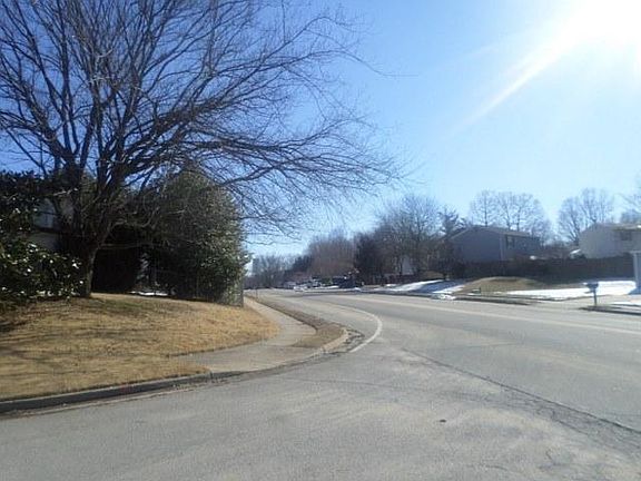 5th image of 14317 Southgate Ct