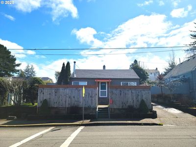 1063 Elrod Ave, Coos Bay, OR, 97420