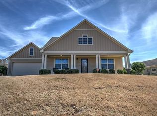 742 Lundy Chase Dr, Auburn, AL 36832