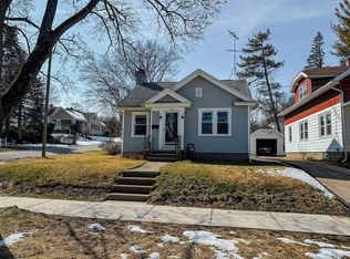 961 Valley Ave NW, Grand Rapids, MI